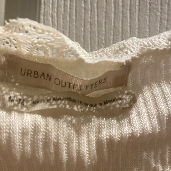 Urban Outfitters Top - Picture 2 of 3
